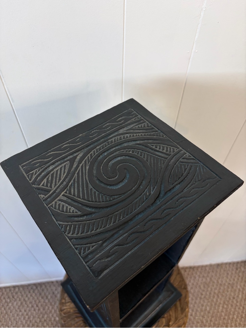 Hand Carved Celtic Knot Wood Display Shelf Gothic Irish Rustic Folk Art Vintage - Picture 3 of 8